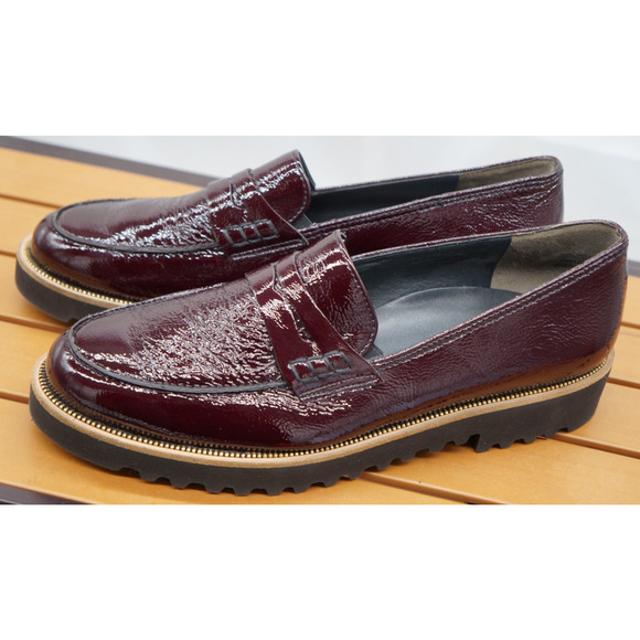 Paul Green Shoes - Paul Green Platform Loafers in a wine-colored crinkled patent leather Size 10